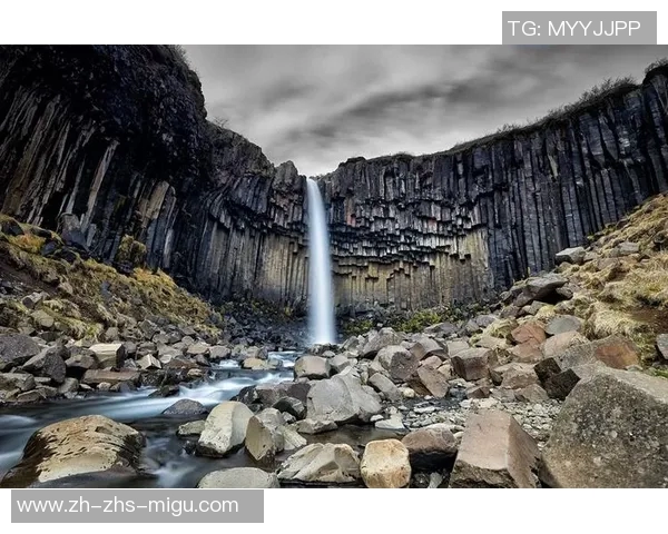 丹麦与冰岛激战正酣比分揭晓精彩瞬间回顾